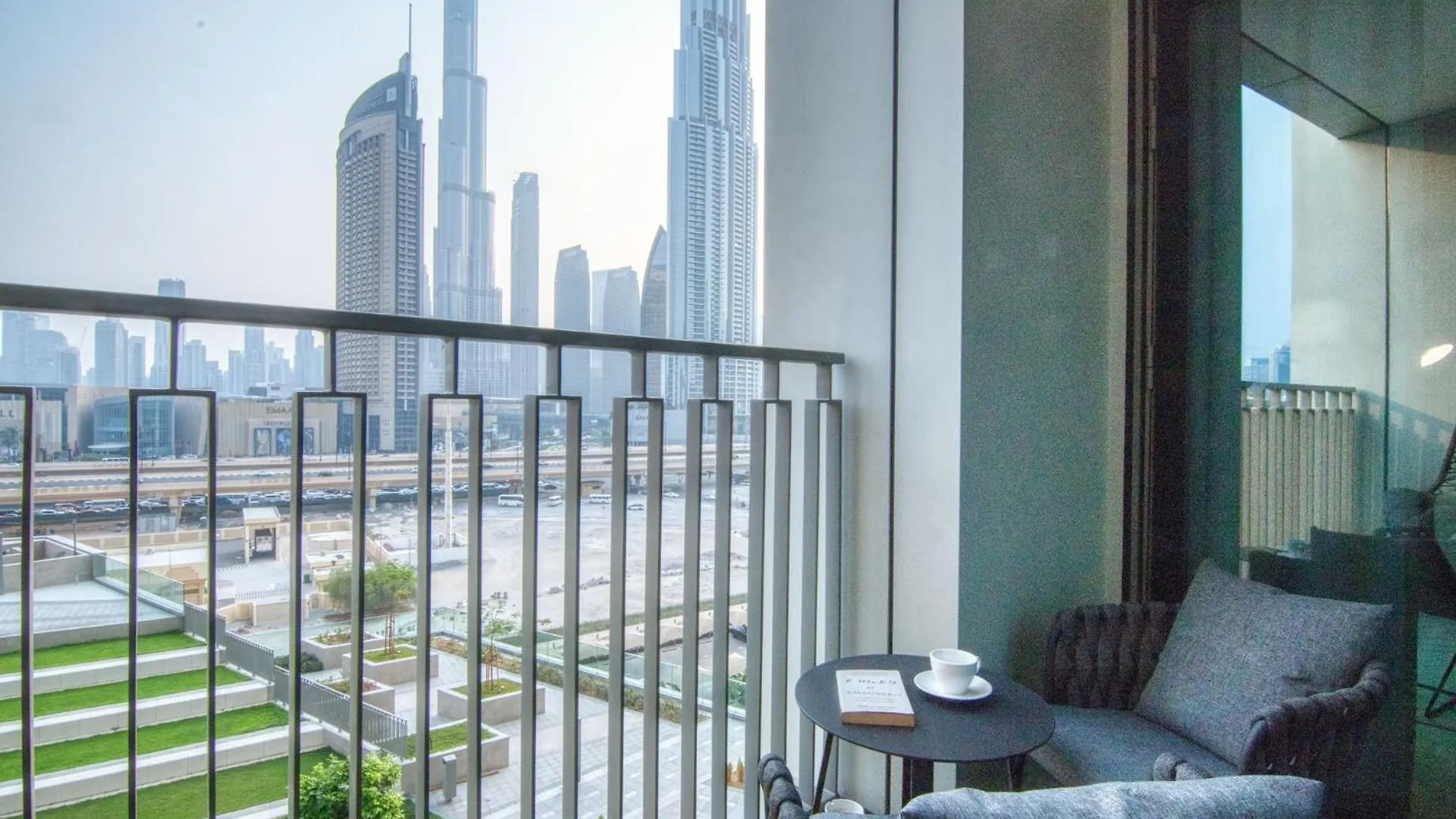 Dubai Mall Connection - Burj Views - Turf Balcony 0*,
