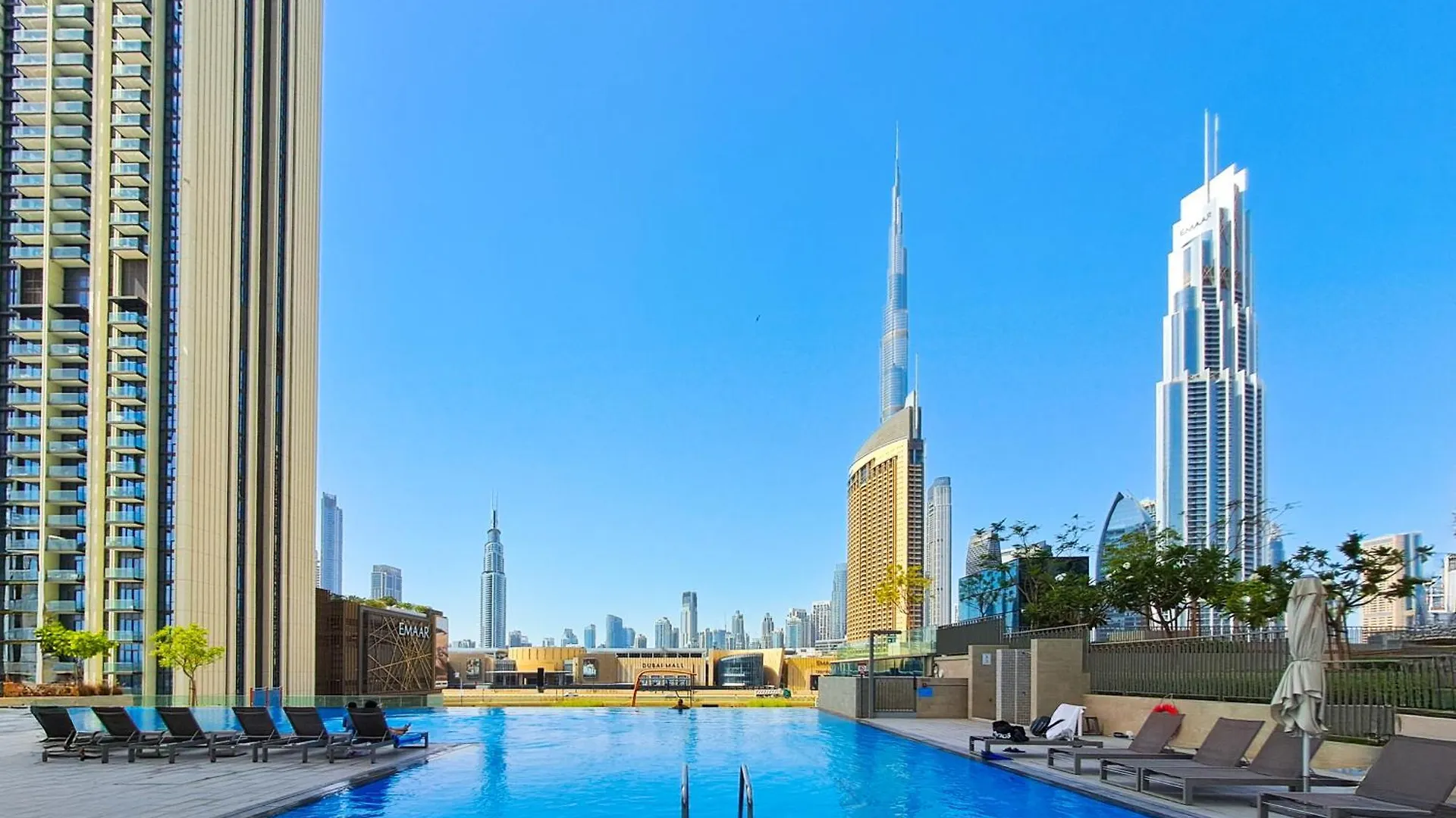 Dubai Mall Connection - Burj Views - Turf Balcony Apartment
