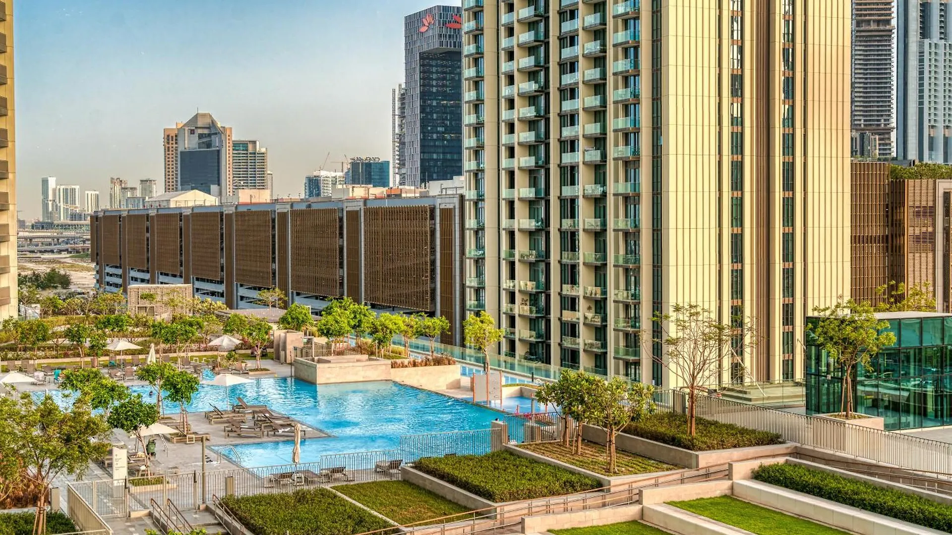 Dubai Mall Connection - Burj Views - Turf Balcony Apartment